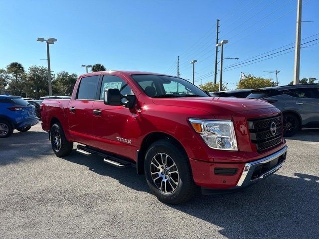 2024 Nissan Titan SV