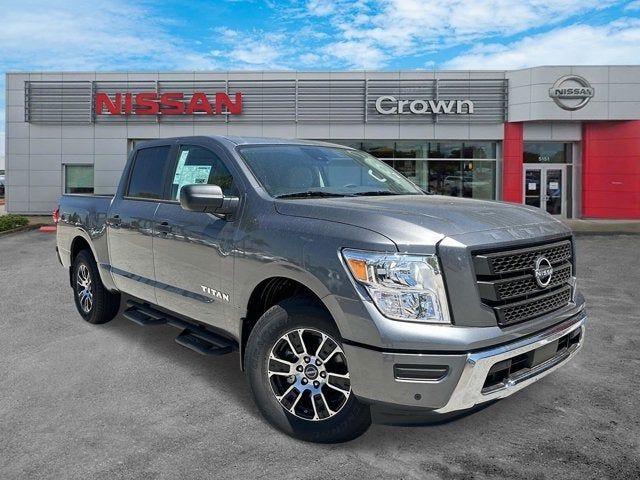 2024 Nissan Titan SV