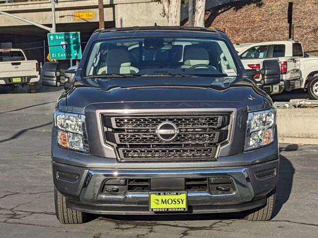 2024 Nissan Titan SV