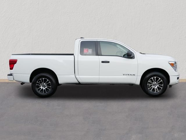 2024 Nissan Titan SV