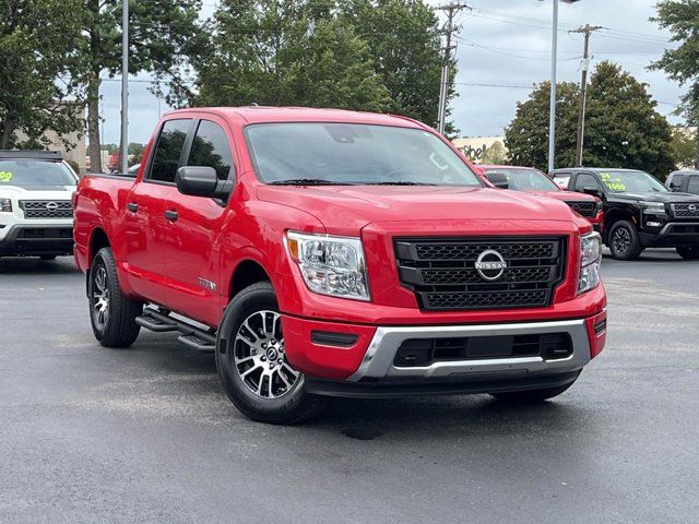 2024 Nissan Titan SV