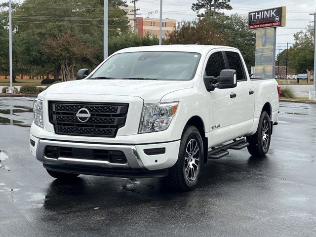 2024 Nissan Titan SV