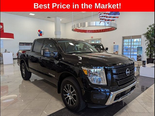 2024 Nissan Titan SV