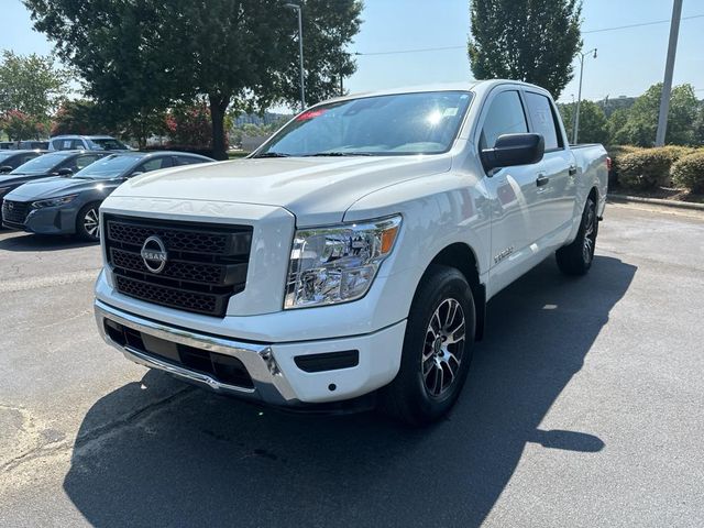 2024 Nissan Titan SV