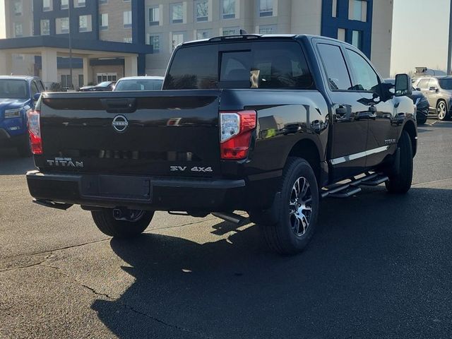 2024 Nissan Titan SV