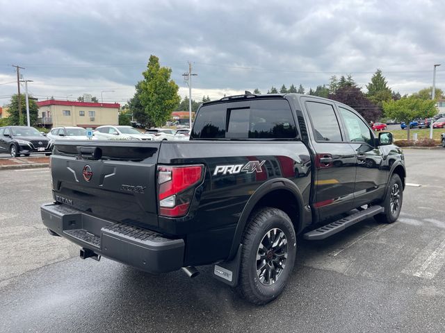 2024 Nissan Titan PRO-4X