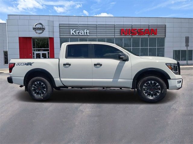 2024 Nissan Titan PRO-4X