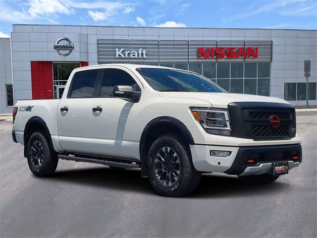 2024 Nissan Titan PRO-4X