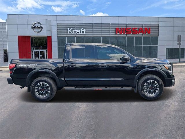 2024 Nissan Titan PRO-4X