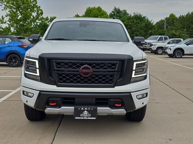 2024 Nissan Titan PRO-4X