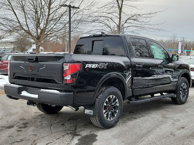 2024 Nissan Titan PRO-4X