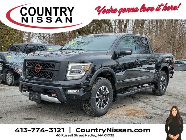 2024 Nissan Titan PRO-4X