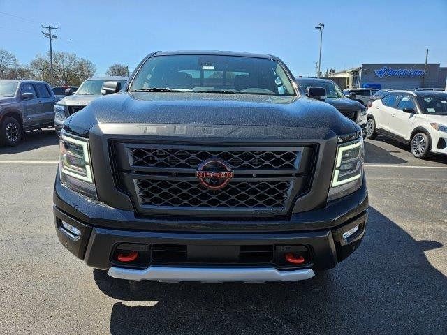 2024 Nissan Titan PRO-4X