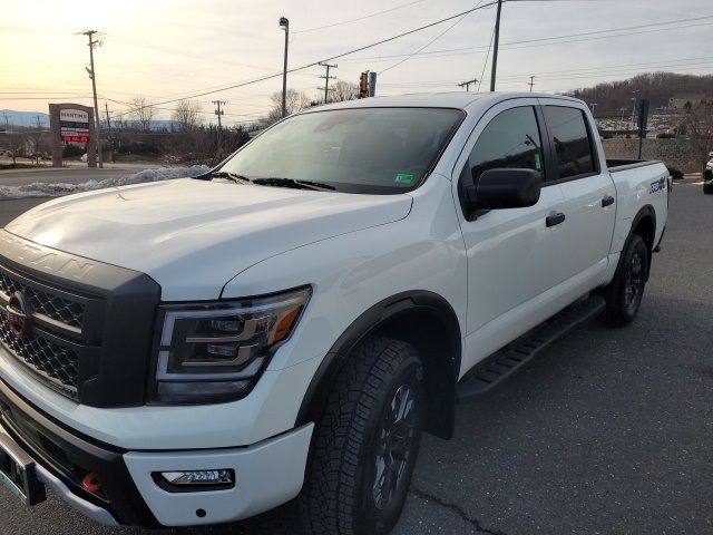 2024 Nissan Titan PRO-4X