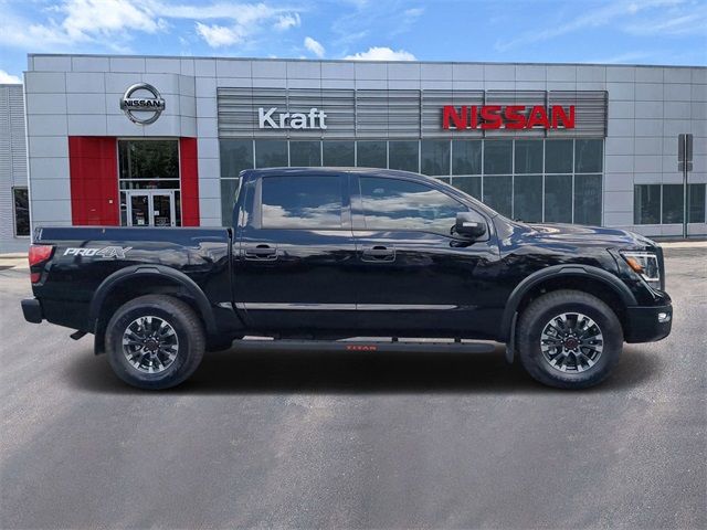 2024 Nissan Titan PRO-4X