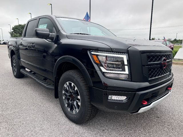 2024 Nissan Titan PRO-4X