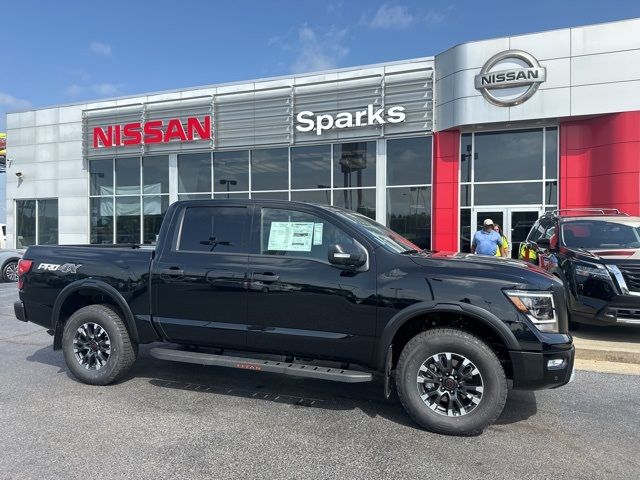 2024 Nissan Titan PRO-4X