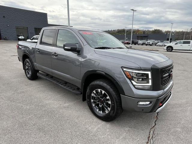 2024 Nissan Titan PRO-4X