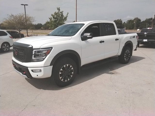 2024 Nissan Titan PRO-4X