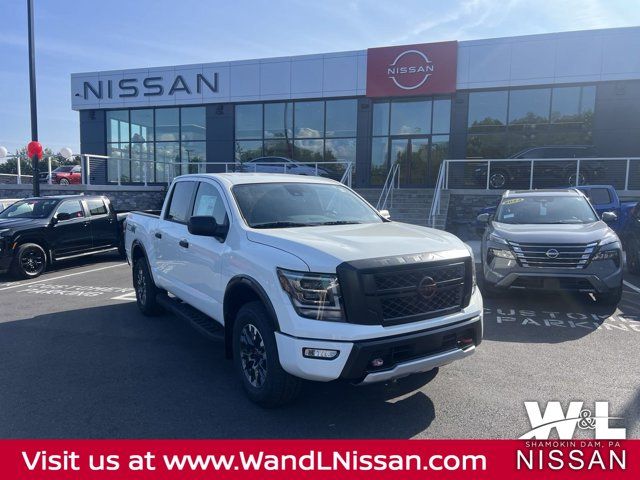 2024 Nissan Titan PRO-4X