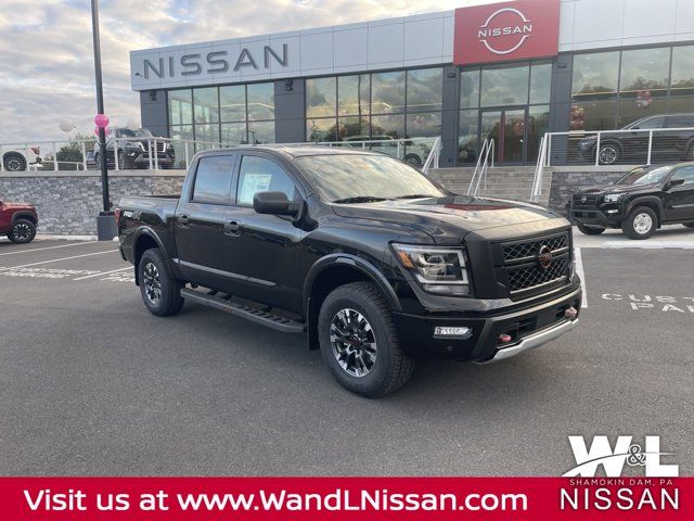 2024 Nissan Titan PRO-4X