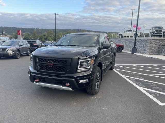 2024 Nissan Titan PRO-4X