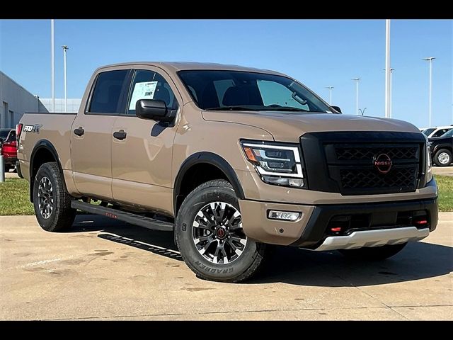 2024 Nissan Titan PRO-4X