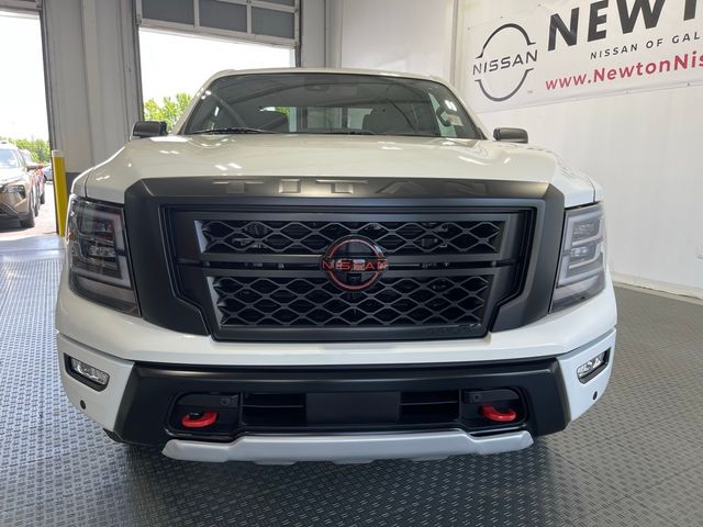 2024 Nissan Titan PRO-4X