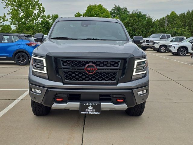 2024 Nissan Titan PRO-4X