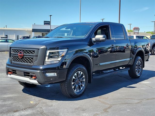 2024 Nissan Titan PRO-4X