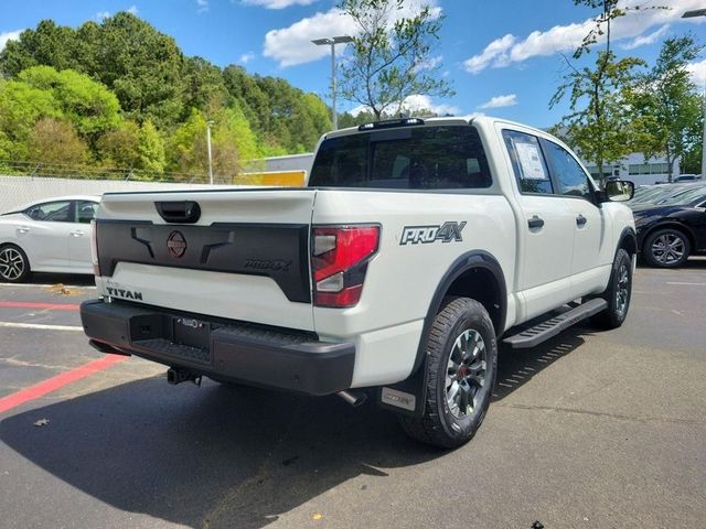 2024 Nissan Titan PRO-4X