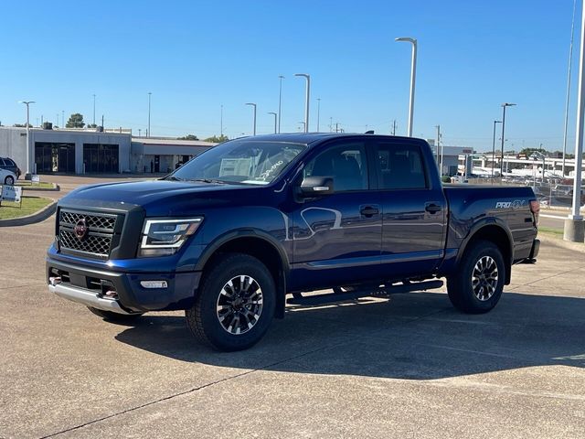 2024 Nissan Titan PRO-4X