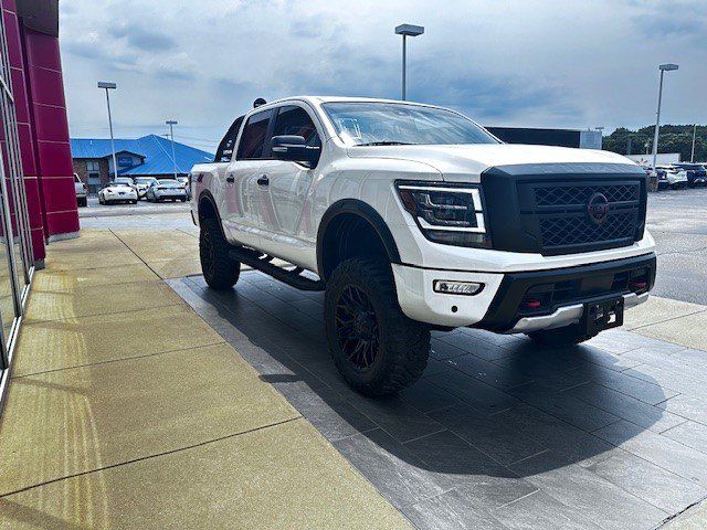 2024 Nissan Titan PRO-4X