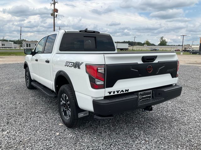 2024 Nissan Titan PRO-4X