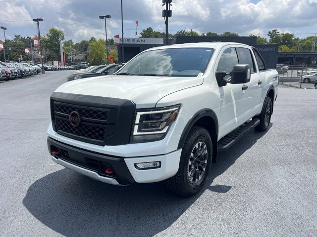 2024 Nissan Titan PRO-4X