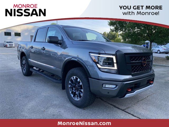 2024 Nissan Titan PRO-4X