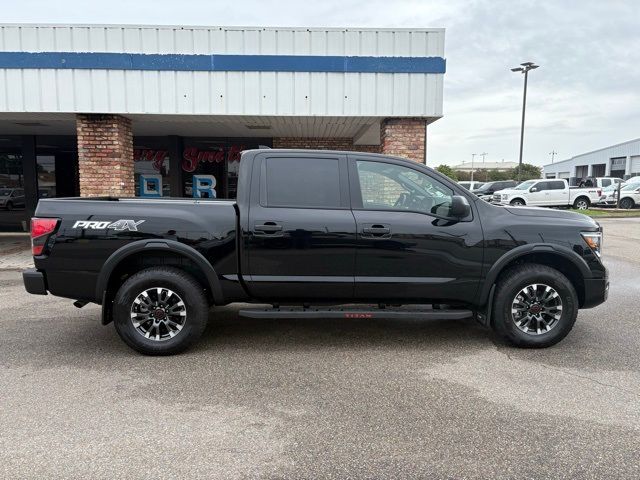 2024 Nissan Titan PRO-4X