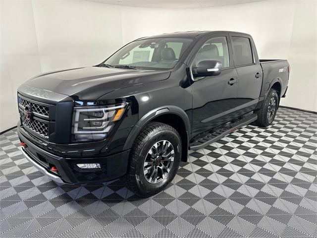 2024 Nissan Titan PRO-4X