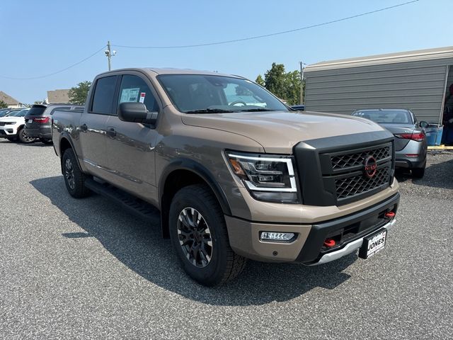 2024 Nissan Titan PRO-4X