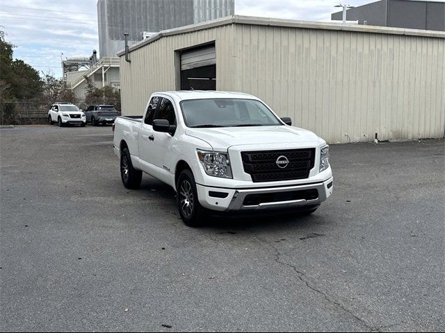 2024 Nissan Titan SV