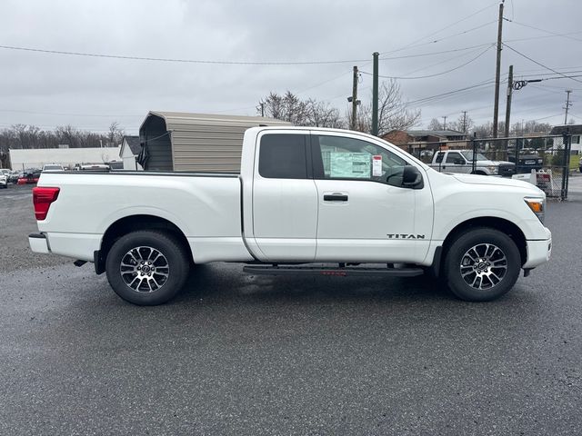 2024 Nissan Titan SV