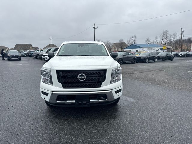 2024 Nissan Titan SV