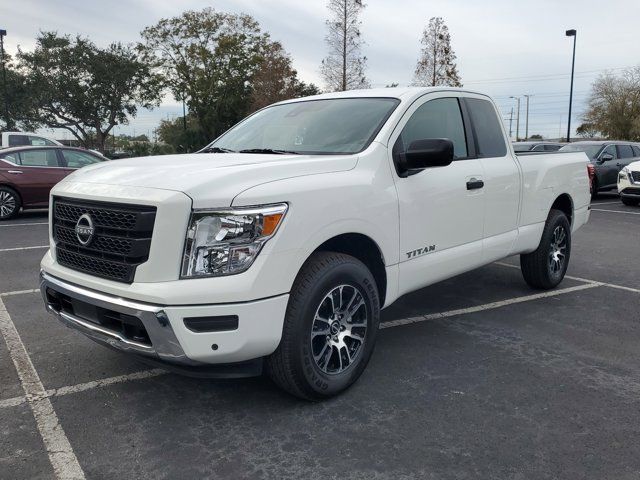 2024 Nissan Titan SV