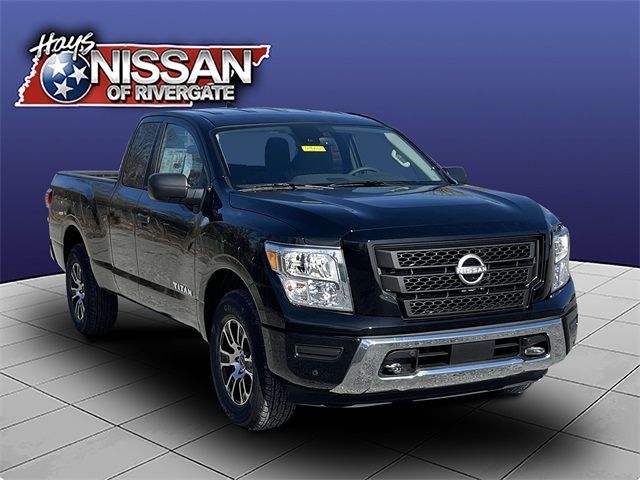 2024 Nissan Titan SV