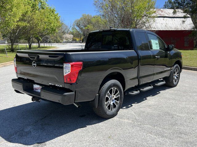 2024 Nissan Titan SV