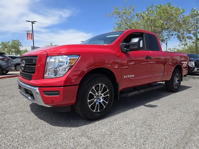 2024 Nissan Titan SV