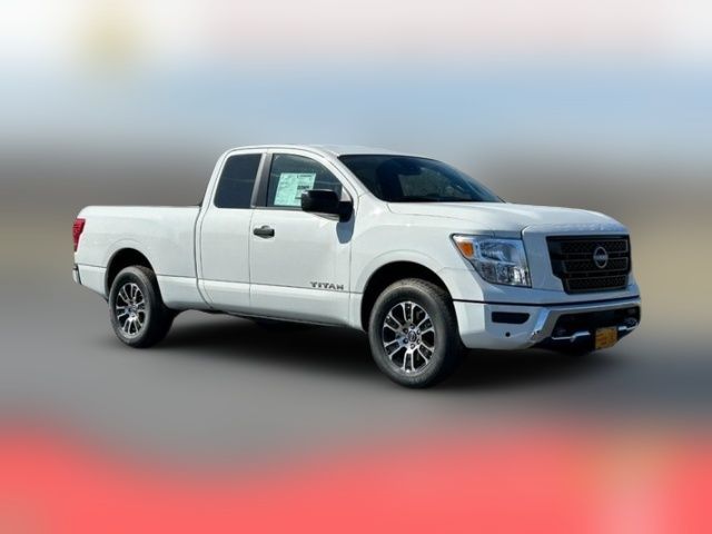 2024 Nissan Titan SV