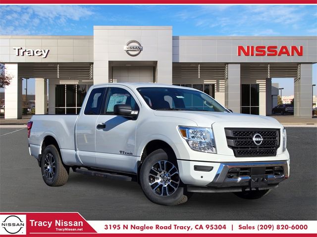 2024 Nissan Titan SV