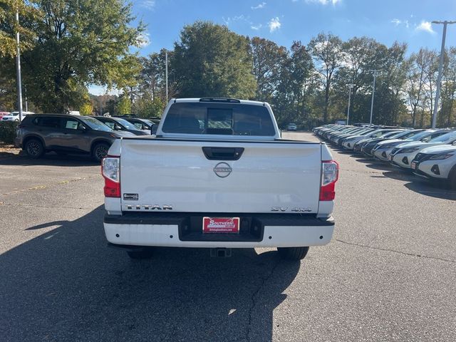 2024 Nissan Titan SV