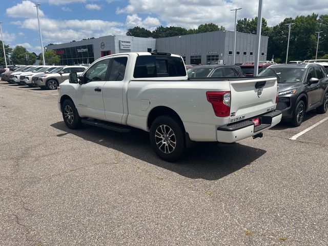 2024 Nissan Titan SV